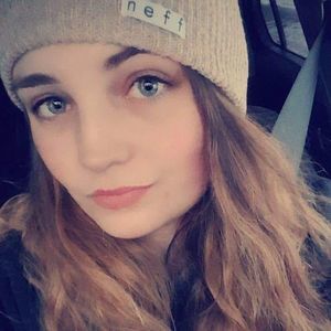 Meet your Posher, Leanna